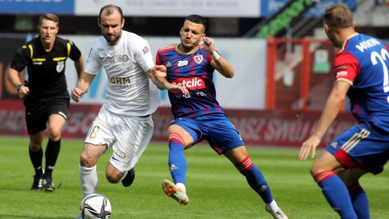 Piast Gliwice traci trenera. Aleksandar Vuković odchodzi po sezonie