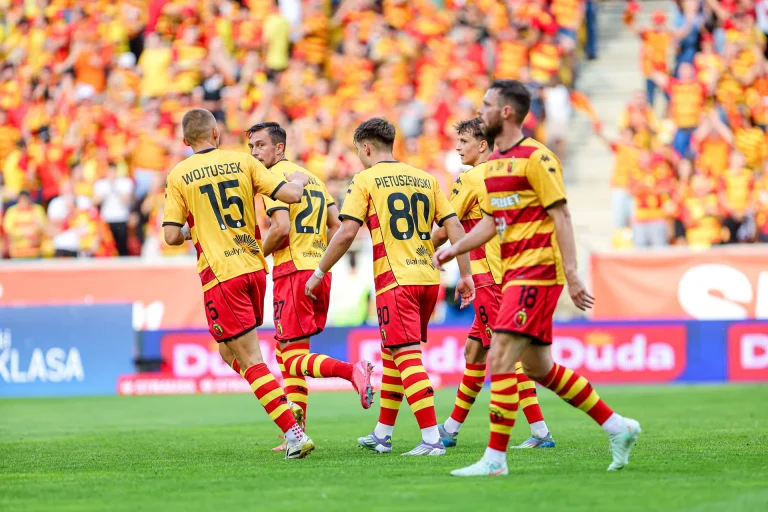 Zgrupowania narodowe zakończone,wraca Ekstraklasa