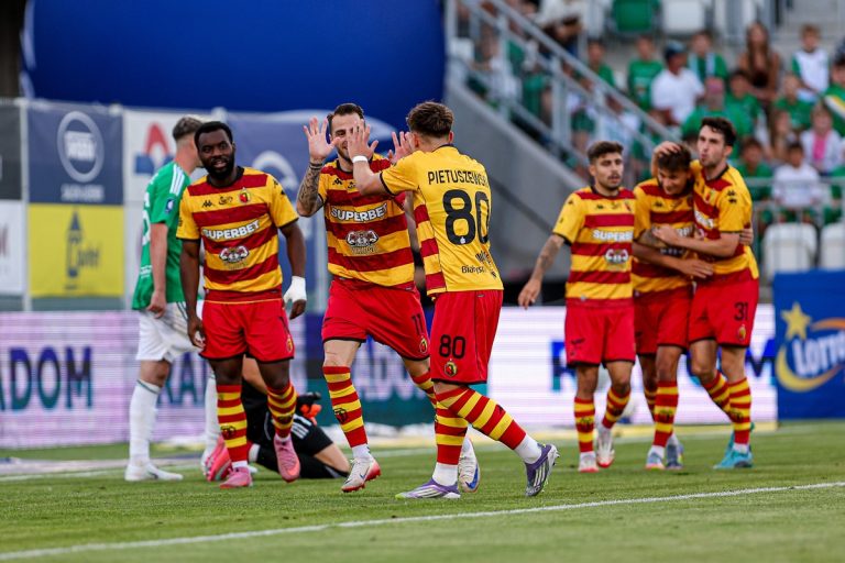 Jagiellonia walczy o awans – starcie z Tiraną w LKE! [ZAPOWIEDŹ]