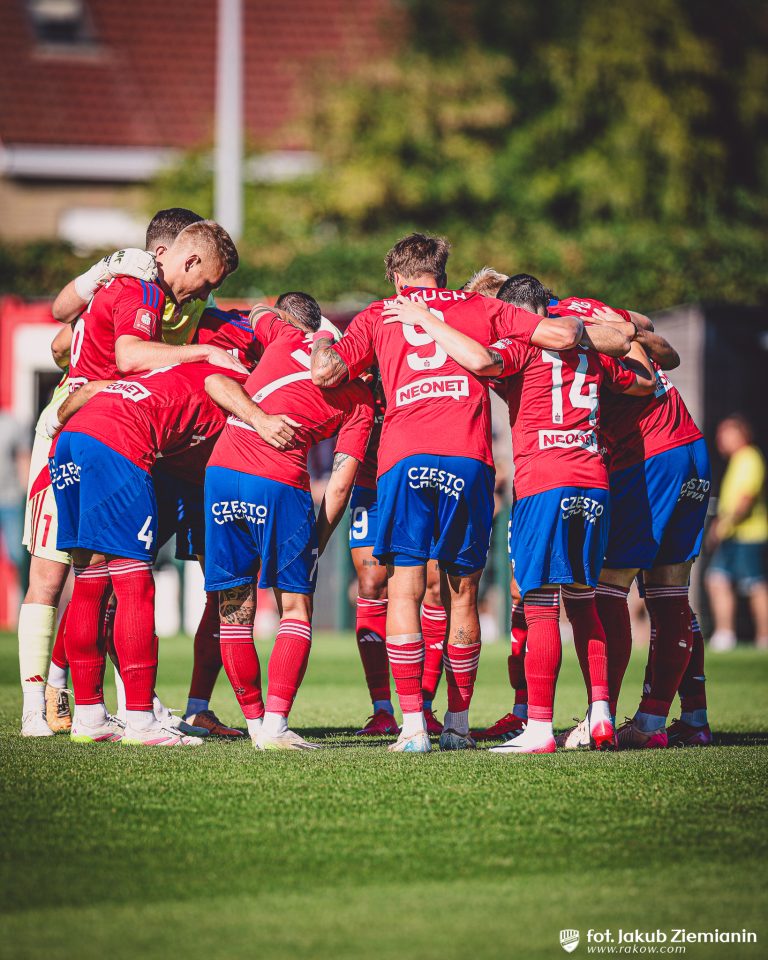 Raków Częstochowa musi gonić wynik, a iskrzy już przed meczem! [ZAPOWIEDŹ]
