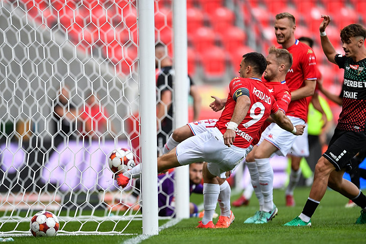 Festiwal emocji w 3. kolejce! Wisła liderem, Polonia się budzi, Łobodziński zwolniony!