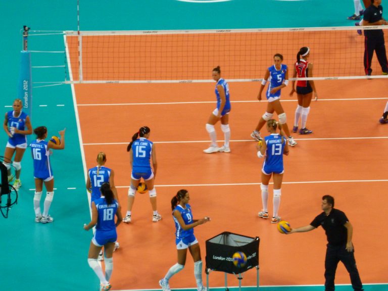 Włoszki na szczycie po pięciosetowym finale