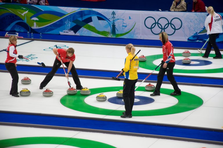 Curling rozstrzygnięty! Szwecja wygrywa, Kanada również kończy ze złotem! Igrzyska Olimpijskie 2026 [PODSUMOWANIE]