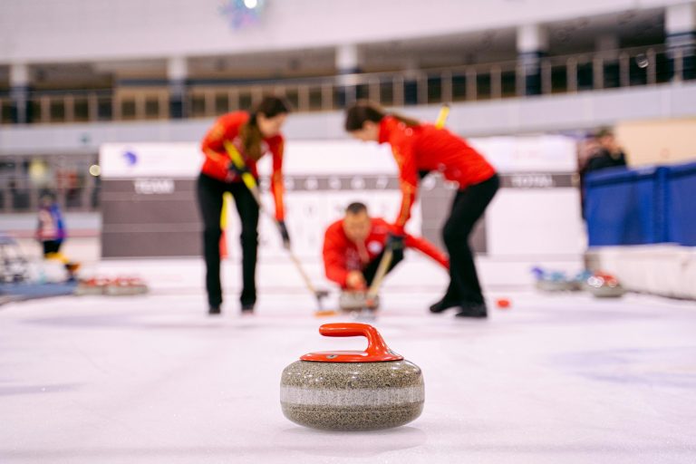 Curling i pary mieszane na Zimowych Igrzyskach Olimpijskich 2026 — czego się spodziewać?