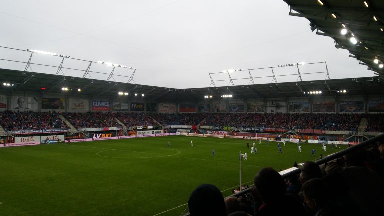 Piast Gliwice kontra Lech Poznań — zimowy klimat, letnie zaległości [ZAPOWIEDŹ]