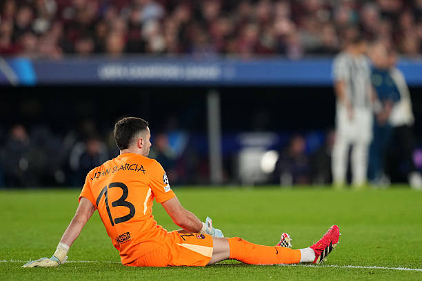 Joan Garcia kontuzjowany ! [Kolejna szansa dla Szczęsnego?]