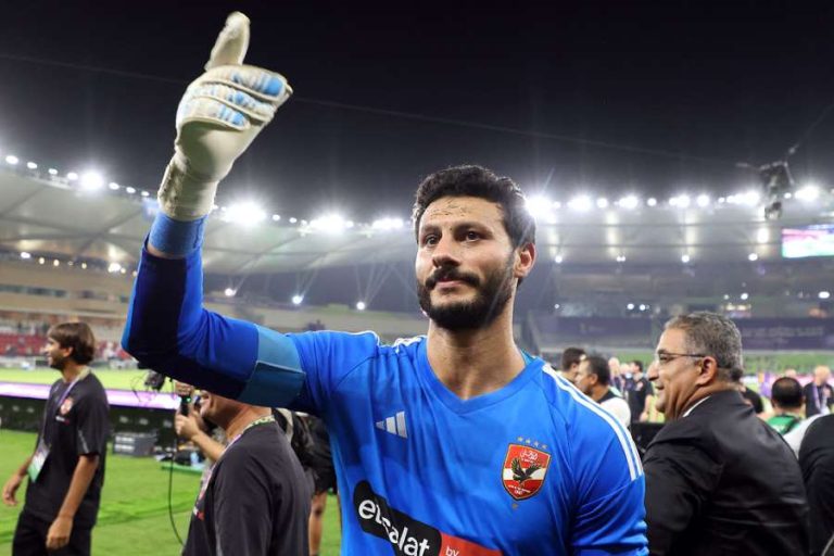 Bramkarz Ukarany Za Pobicie SĘDZIEGO!