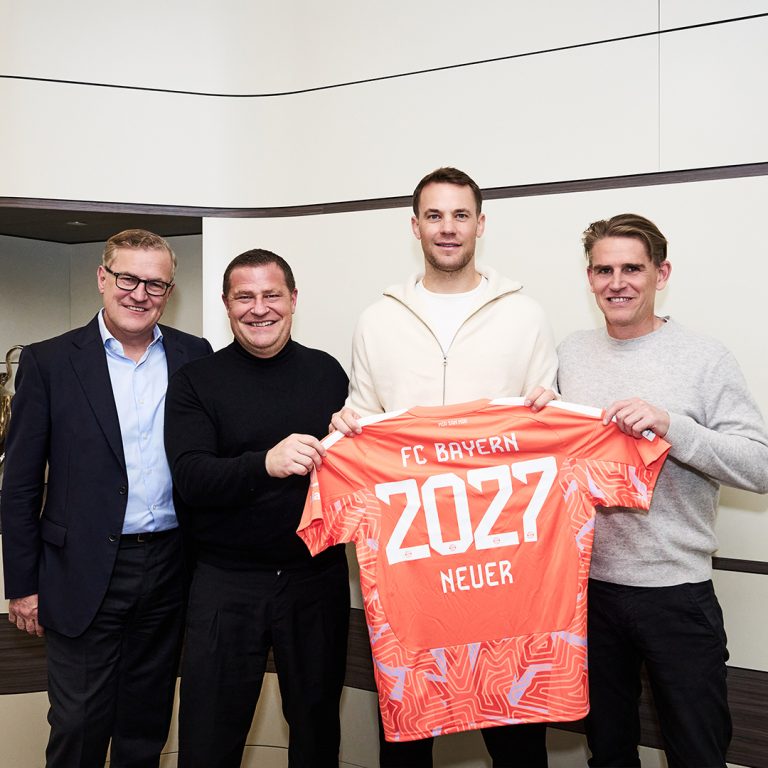 Ulerich i Neuer na dłużej w Bayernie,2027