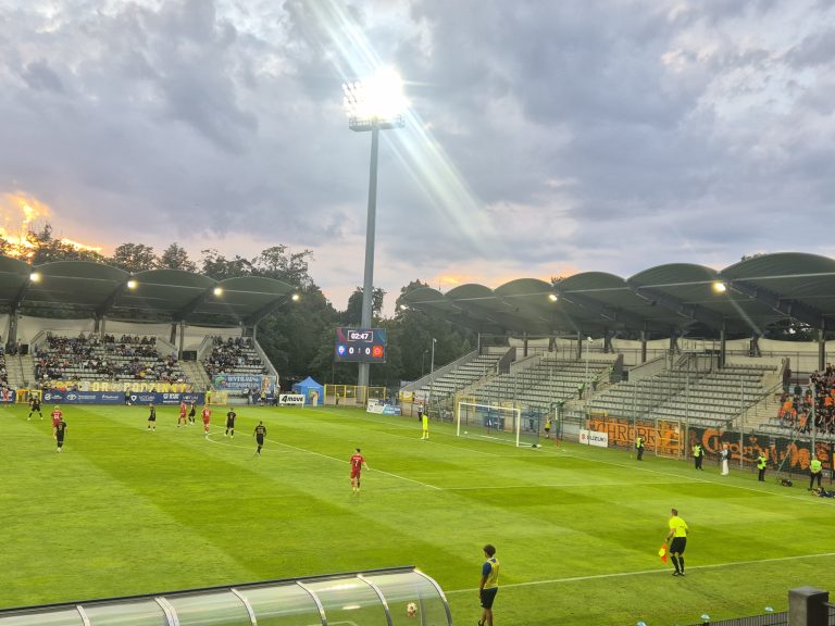 Miedź Legnica 0:1 Chrobry Głogów