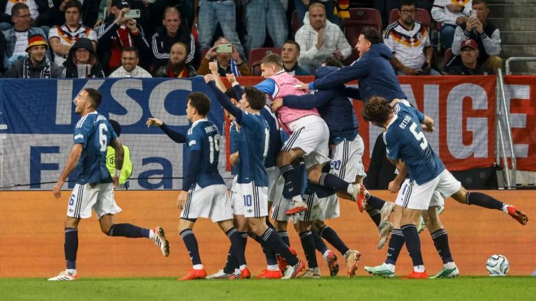 Grecja sprawiła sensację! Niemcy pokonani po golu Kourbelisa [PODSUMOWANIE]