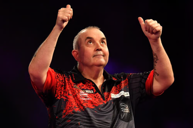 Phil Taylor wskazał pięciu najlepszych darterów w historii. Pominął siebie i Michaela van Gerwena