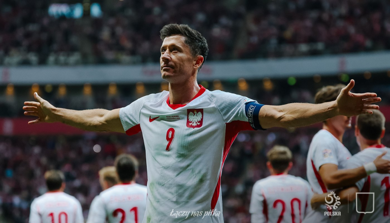 Polska rozbiła Rumunię 6:0! Hat-trick Lewandowskiego i wielki powrót Biało-Czerwonych [PODSUMOWANIE]